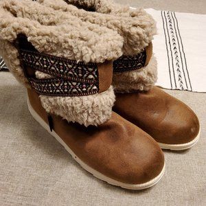 Muklucks Boots
